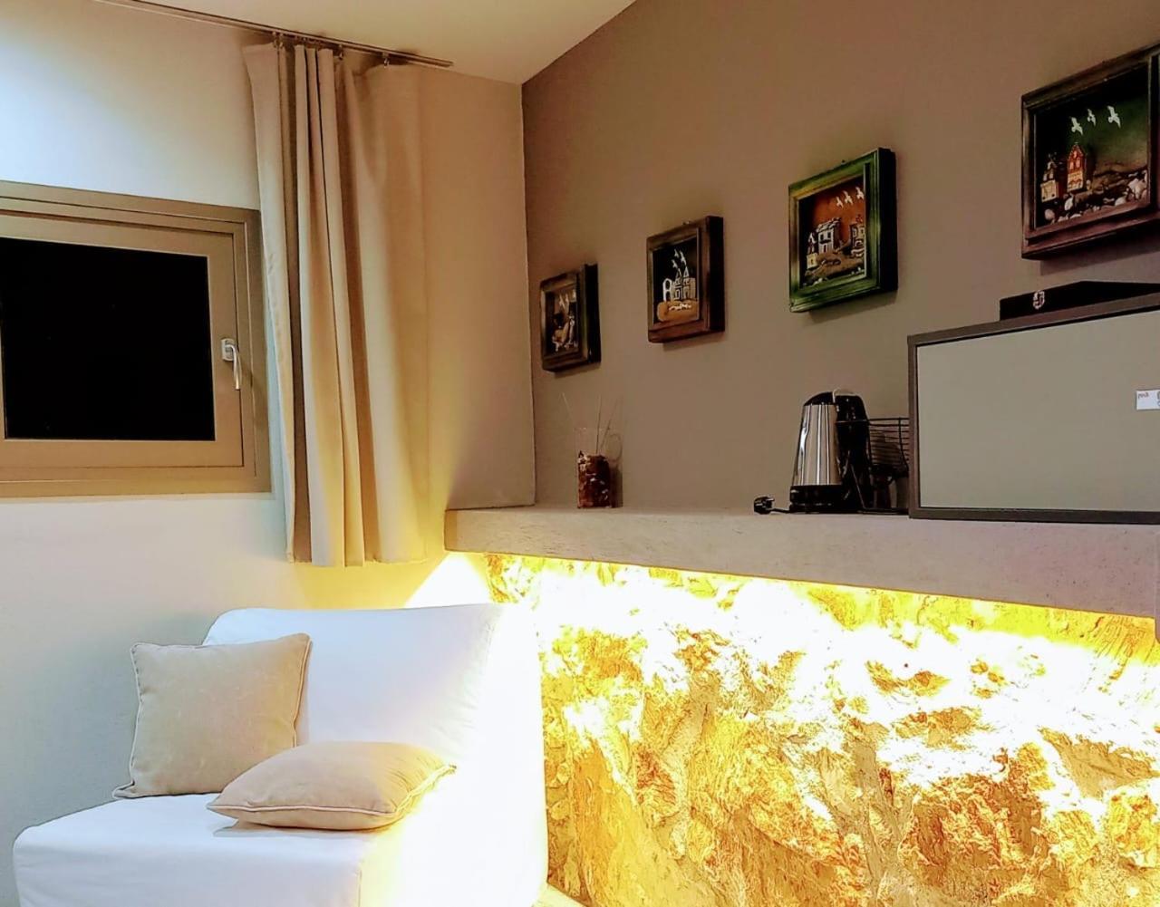 Core Luxury Suites (Adults Only) 斯基亚索斯镇 外观 照片